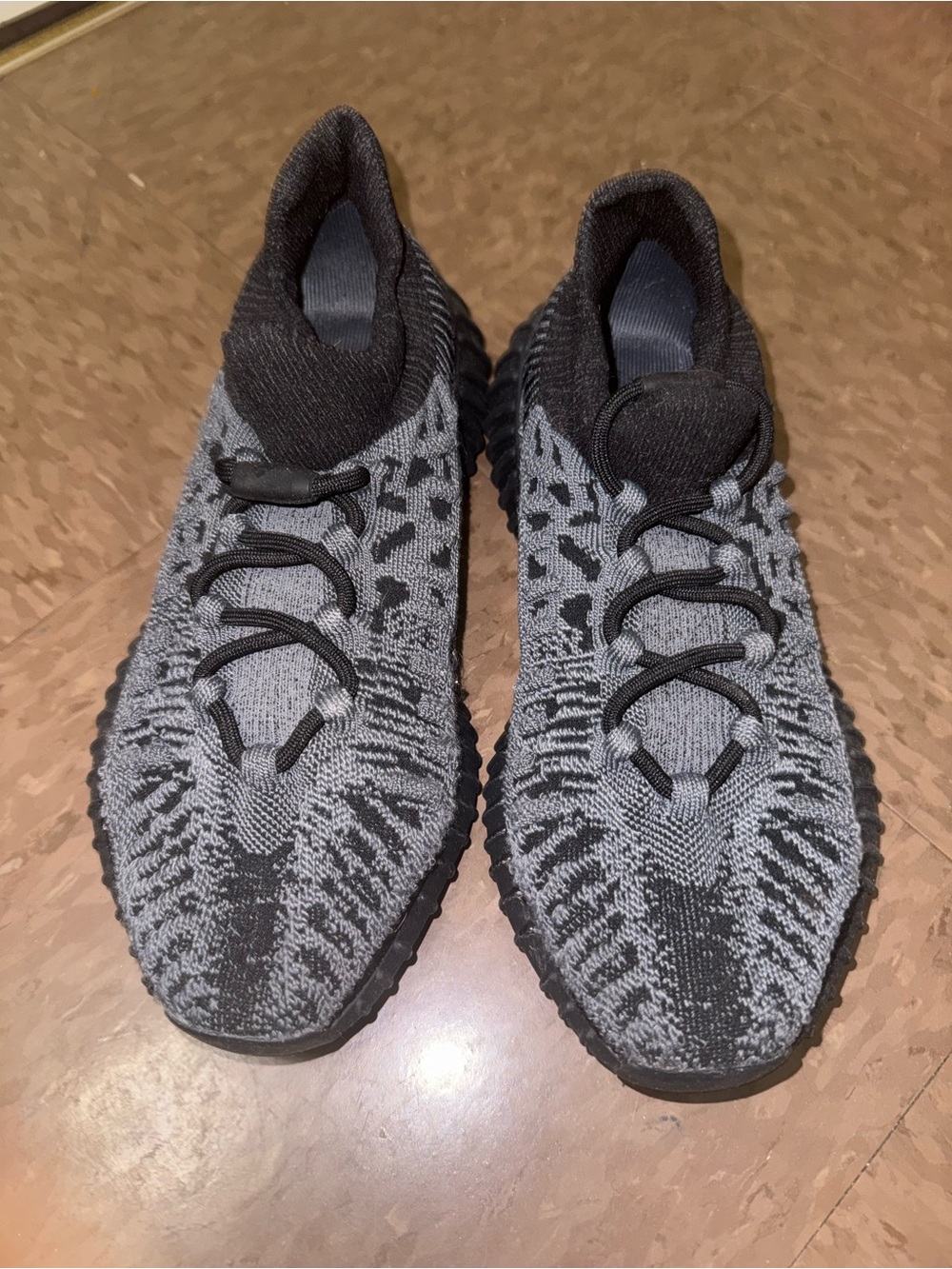 Yeezys Adidas Black & Gray